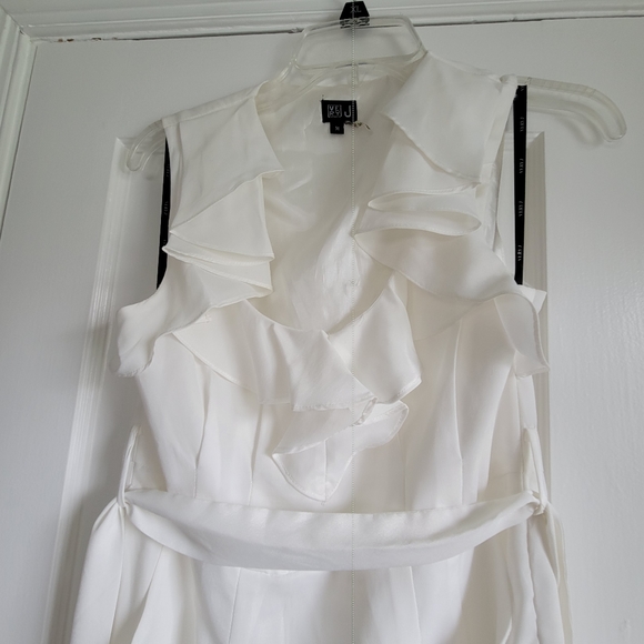 White mini ruffled rayon belted dress - Picture 2 of 3
